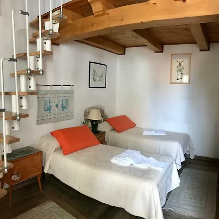 Bed & Breakfast Pascal House Nuoro_iun E5016 3*