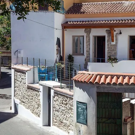 B&B Pascal House Nuoro_iun E5016 3*