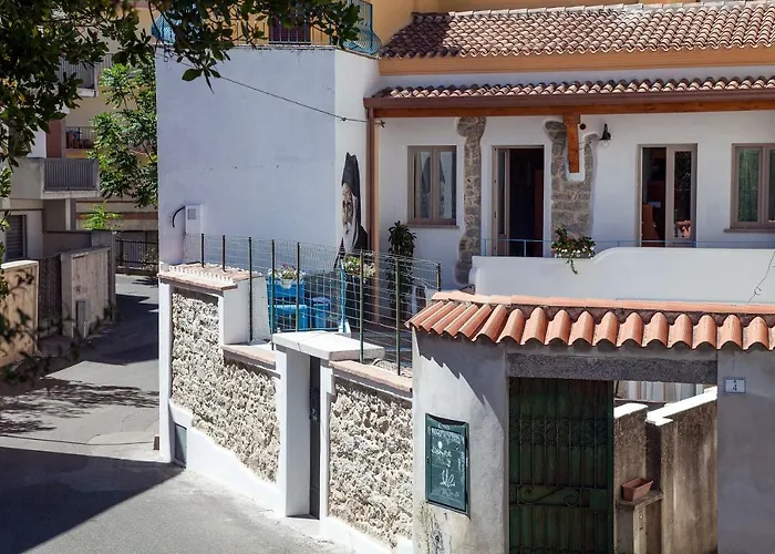 住宿加早餐酒店 Pascal House Nuoro_iun E5016 3*